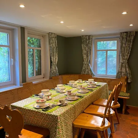 Historische Muehle Am Schloss بيت للعطل *